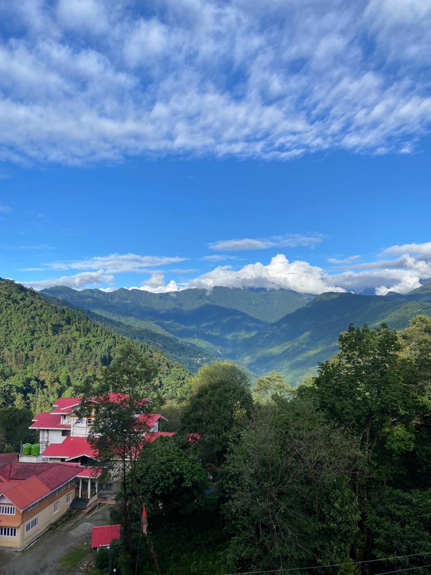Mandavya Homestay Pelling Extérieur photo